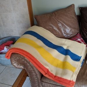 Vintage Golden Dawn J.C. Penny Co blanket